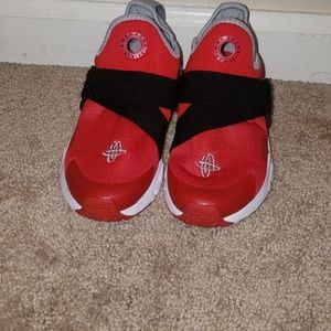 Kids 12.5 Huarache by Nike